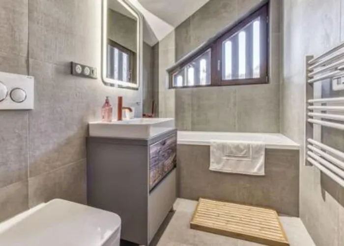 A Stunning Duplex Flat Near The Grands Montets * 霞慕尼